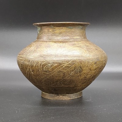 Pot rituel “Kalash” ancien...