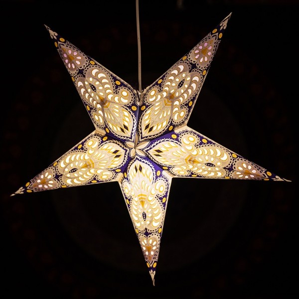 Suspension Étoile en Papier Ajouré Fait Main en Inde – Une Décoration Bohème et Poétique