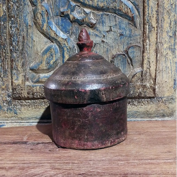 Boîte à Tikka / Kumkum Indienne Ancienne en Bois Laqué – Coffret Vintage Authentique