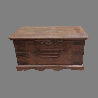 Coffre antique en teck...