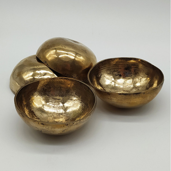 Bol Kansu pour massage ayurvédique – Accessoire traditionnel d’Inde