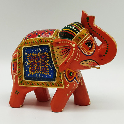 Statuette éléphant en bois peint à la main fabriquée artisanalement en Inde
