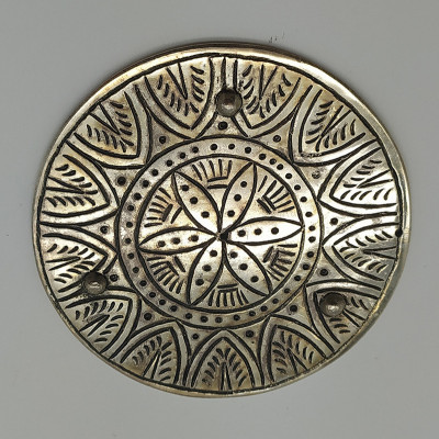 Détail de la gravure Fleur de Vie sur brûleur à encens