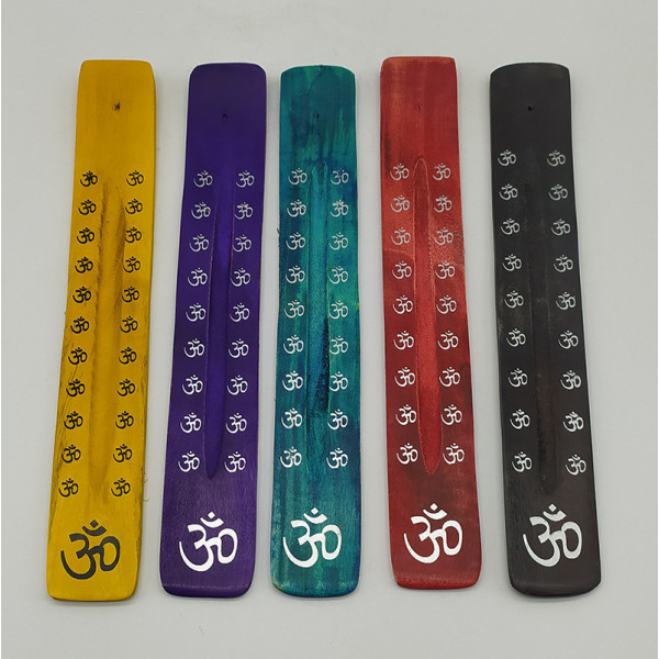 Brûleur d’encens en bois peint orné de motif Om Aum – artisanat de l’Inde