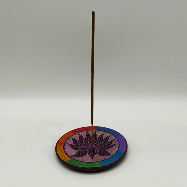 Brûleur à encens en pierre gravée d'un lotus - artisanat Inde
