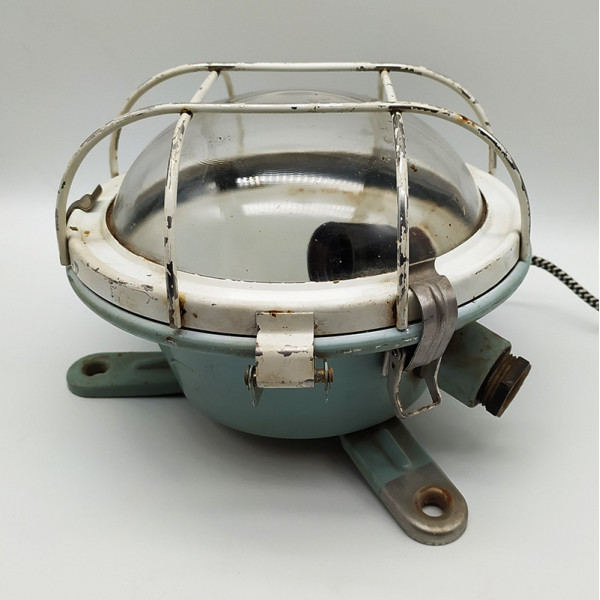 Lampe de coursive maritime ancienne japonaise