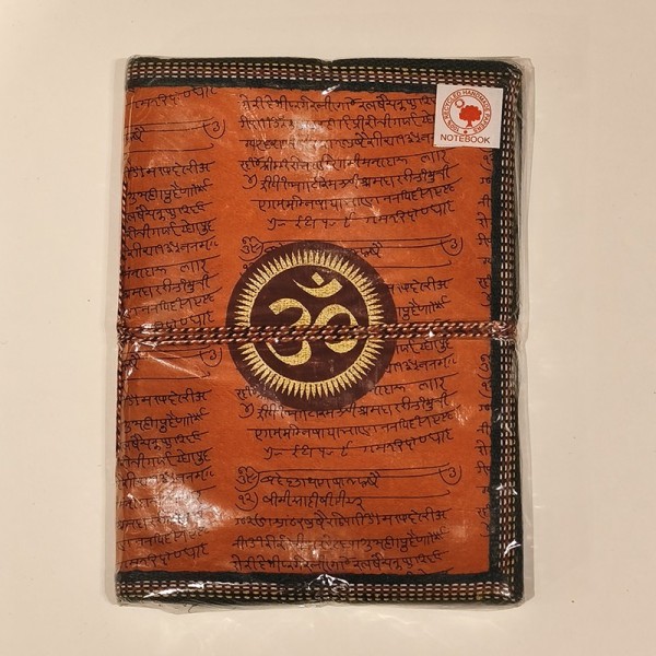 Carnet de Notes en Papier 100 % Recyclé – Aum Om - Fabrication Artisanale en Inde