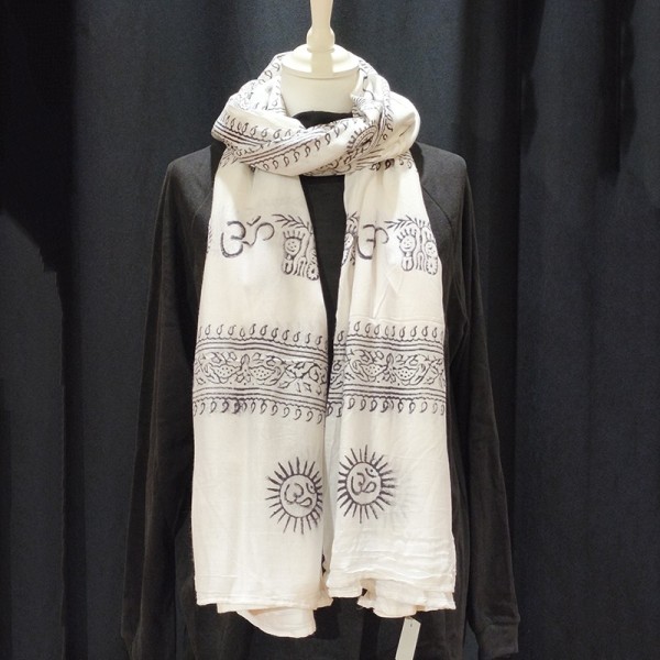Écharpe Ram Nami – Fabriquée en Inde – Accessoire Spirituel & Traditionnel