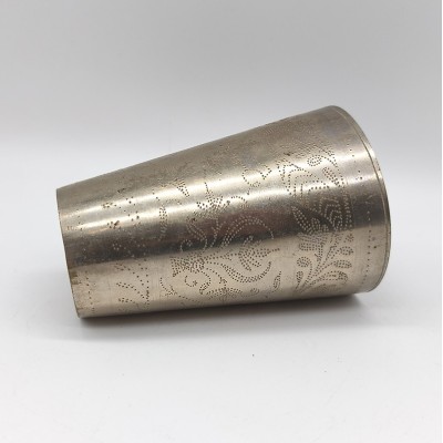 Verre à lassi ancien en métal indien – artisanat traditionnel de l’Inde
